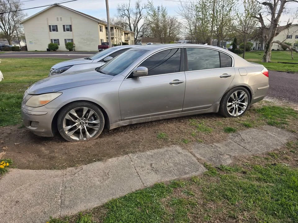 2009 Hyundai Genesis - Image 4 of 7