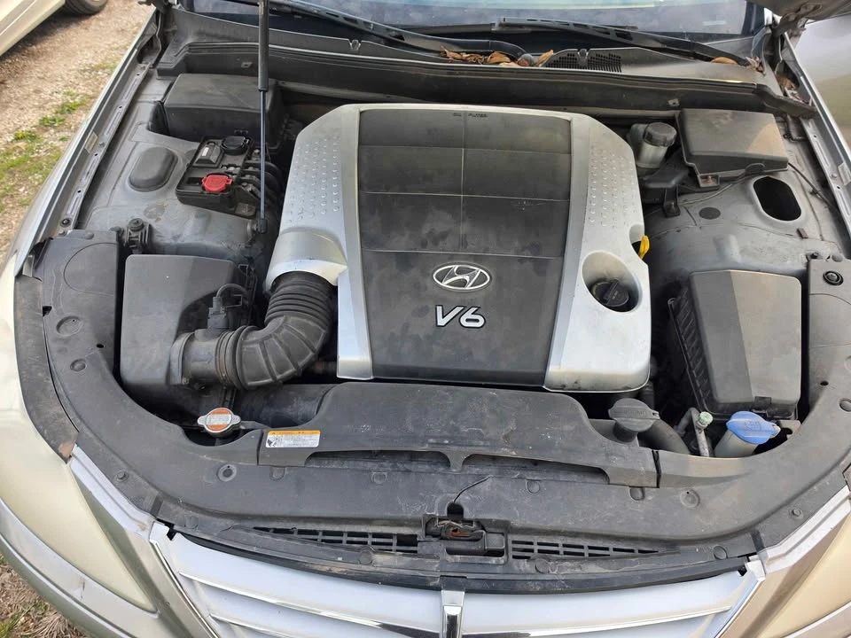 2009 Hyundai Genesis - Image 6 of 7