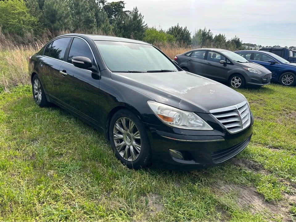 2009 Hyundai Genesis - Image 3 of 20