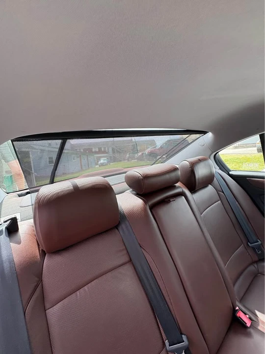 2009 Hyundai Genesis - Image 11 of 20