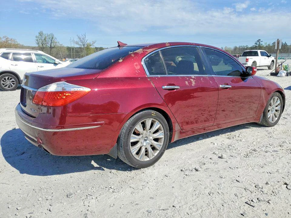 2009 Hyundai Genesis - Image 5 of 13