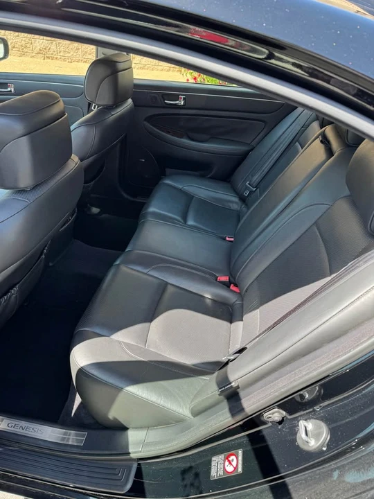 2009 Hyundai Genesis - Image 5 of 6