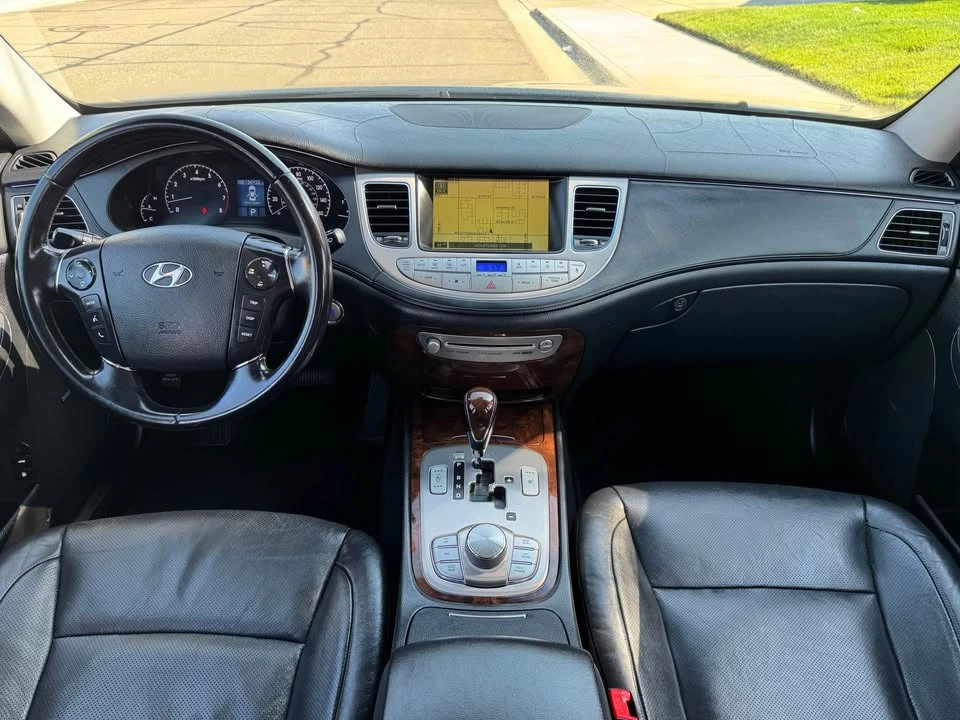 2009 Hyundai Genesis - Image 6 of 7