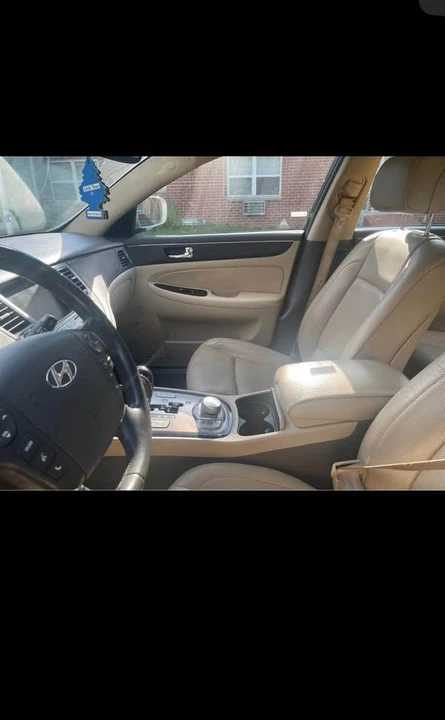 2009 Hyundai Genesis - Image 6 of 7