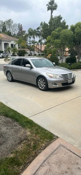 2009 Hyundai Genesis - Image 14 of 15