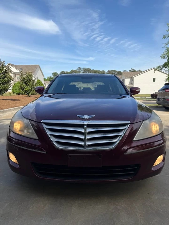 2009 Hyundai Genesis - Image 12 of 17
