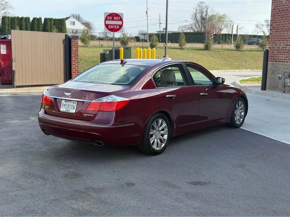 2009 Hyundai Genesis - Image 7 of 19