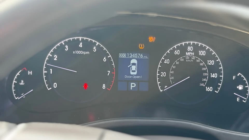 2009 Hyundai Genesis - Image 3 of 13