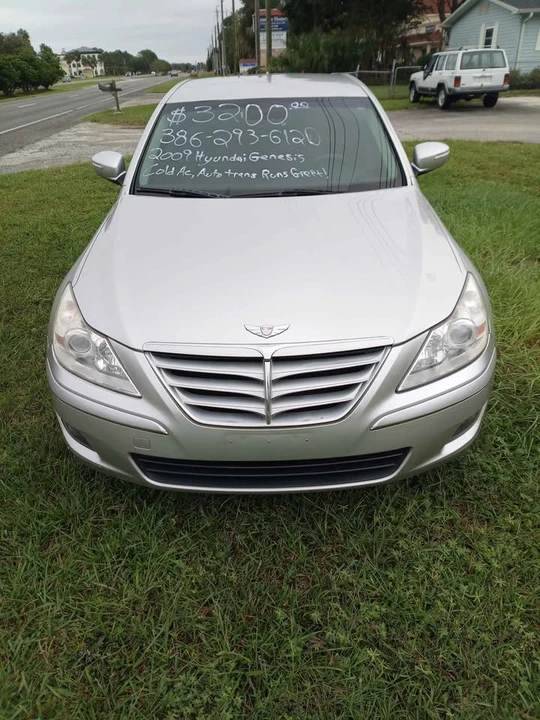 2009 Hyundai Genesis - Image 2 of 9