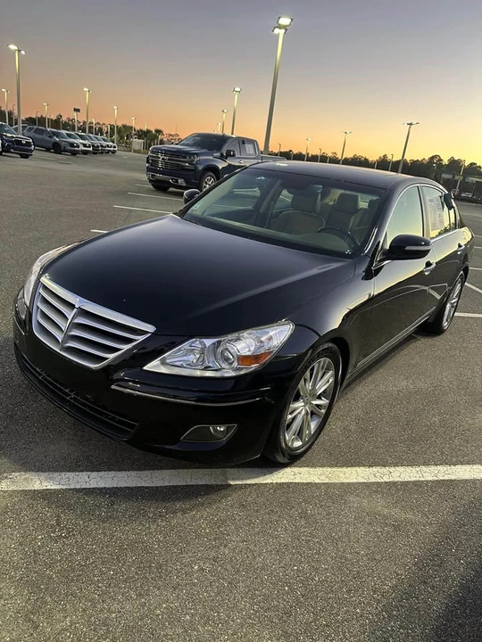 2009 Hyundai Genesis - Image 3 of 12
