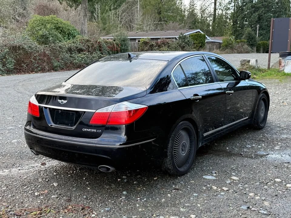2009 Hyundai Genesis - Image 4 of 12