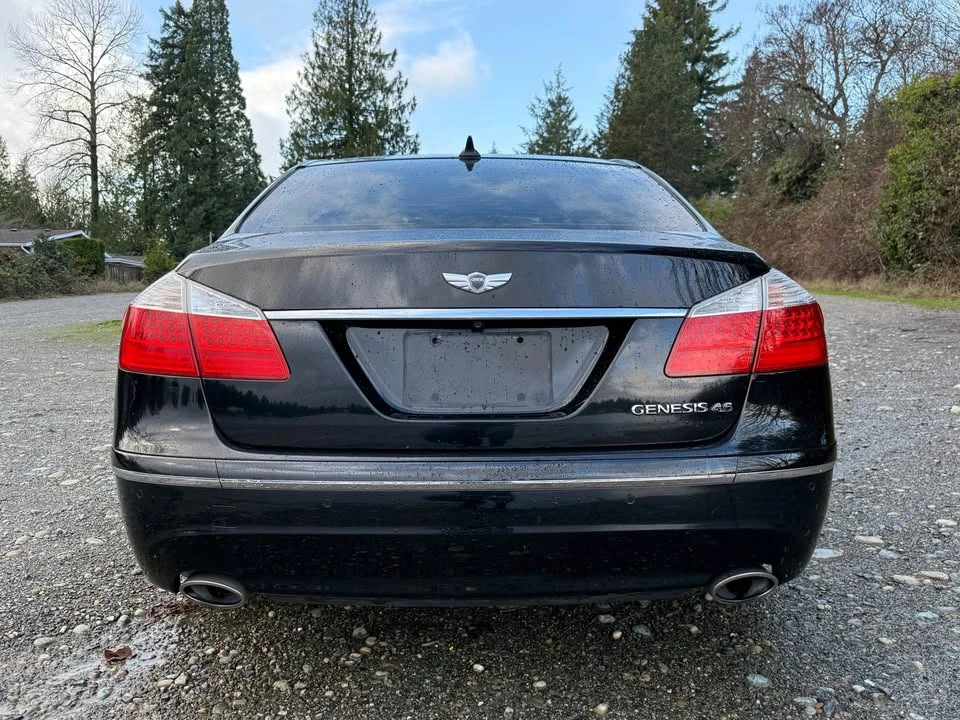 2009 Hyundai Genesis - Image 5 of 12