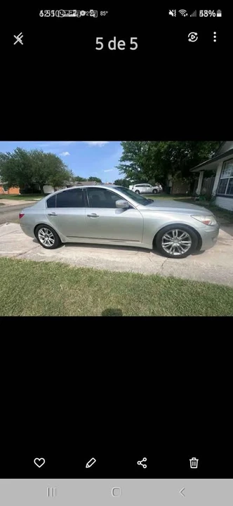 2009 Hyundai Genesis - Image 5 of 10