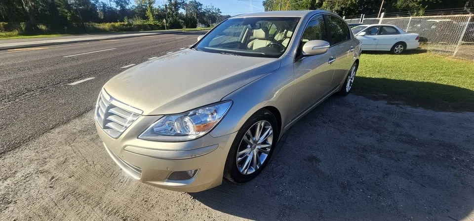 2009 Hyundai Genesis - Image 6 of 14