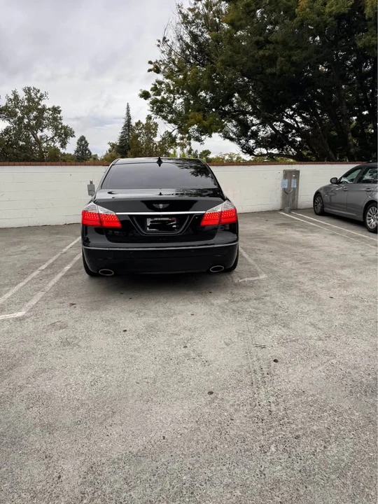 2009 Hyundai Genesis - Image 15 of 20