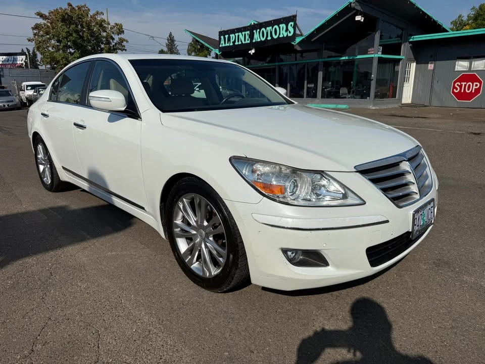 2009 Hyundai Genesis - Image 3 of 11