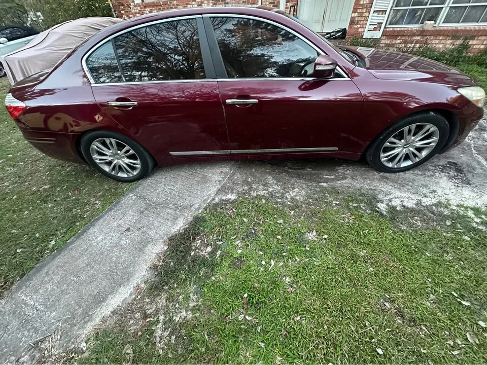 2009 Hyundai Genesis - Image 8 of 8
