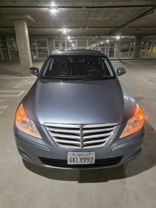 2009 Hyundai Genesis - Image 3 of 13