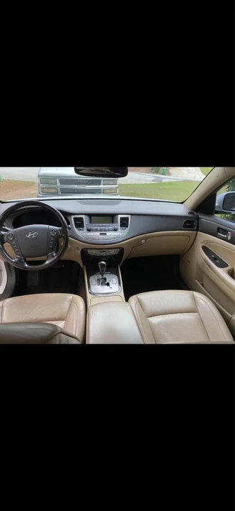 2009 Hyundai Genesis - Image 6 of 8
