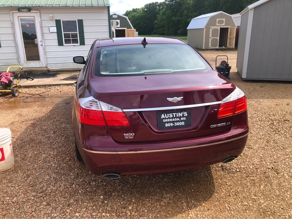 2009 Hyundai Genesis - Image 2 of 2