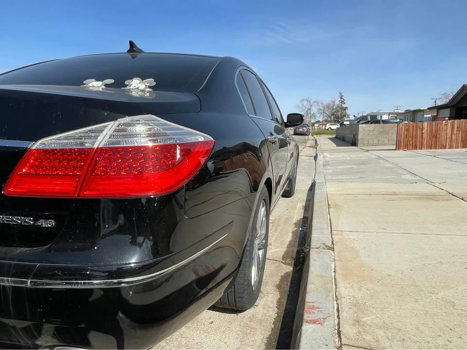 2009 Hyundai Genesis - Image 4 of 6