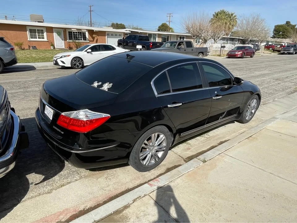 2009 Hyundai Genesis - Image 3 of 6