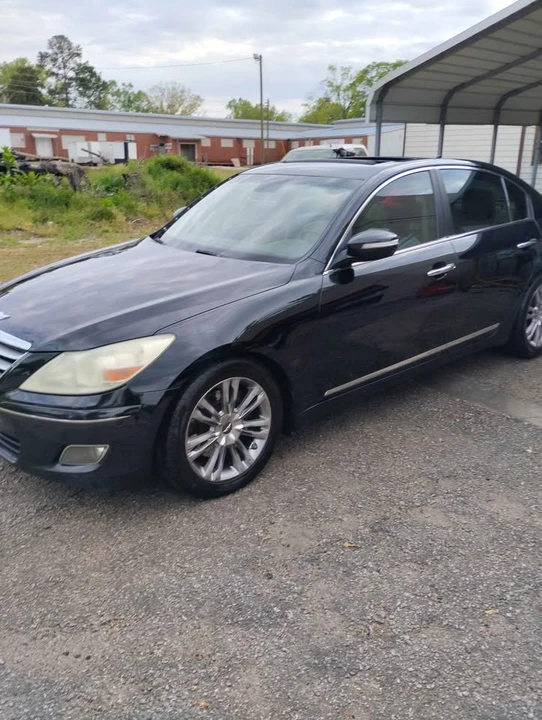 2009 Hyundai Genesis - Image 4 of 4
