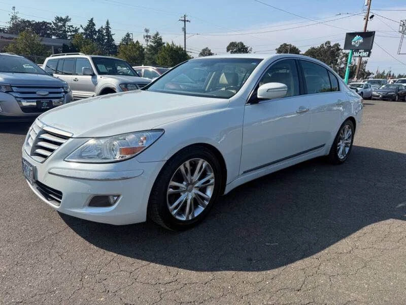 2009 Hyundai Genesis - Image 2 of 9
