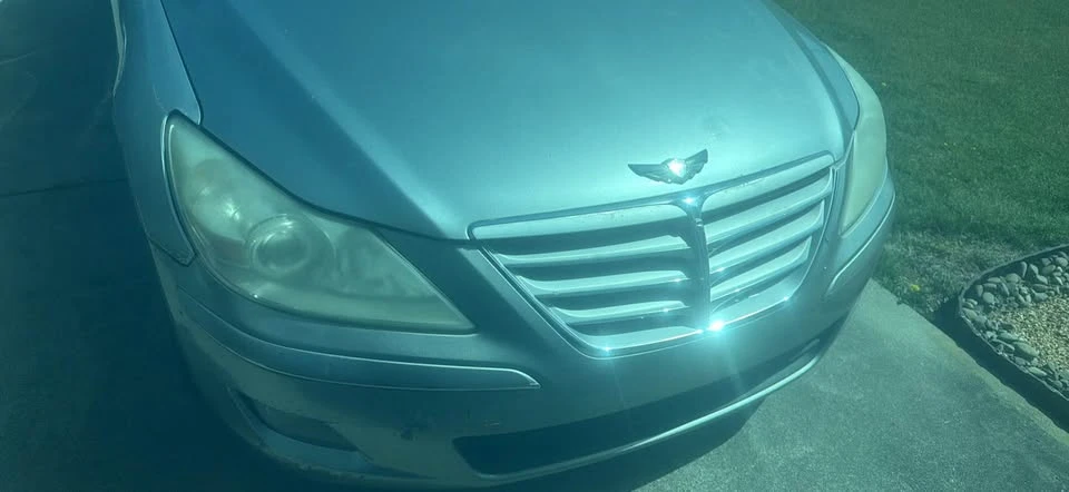 2009 Hyundai Genesis - Image 5 of 9