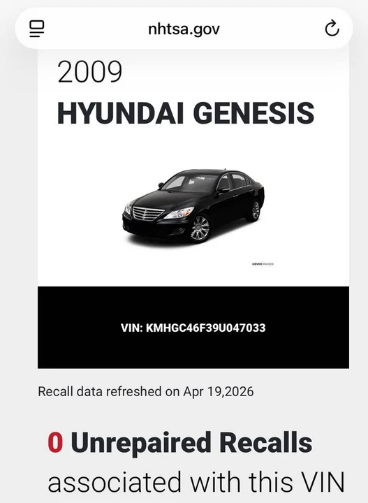 2009 Hyundai Genesis - Image 8 of 18