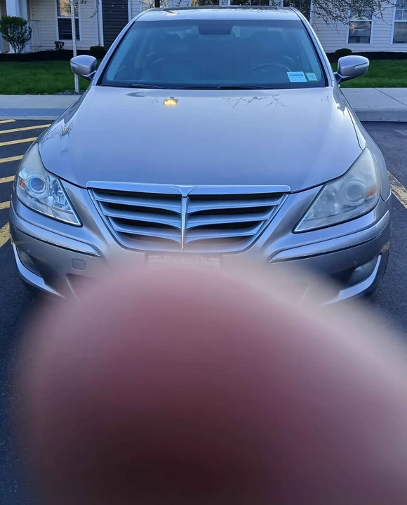 2009 Hyundai Genesis - Image 3 of 3
