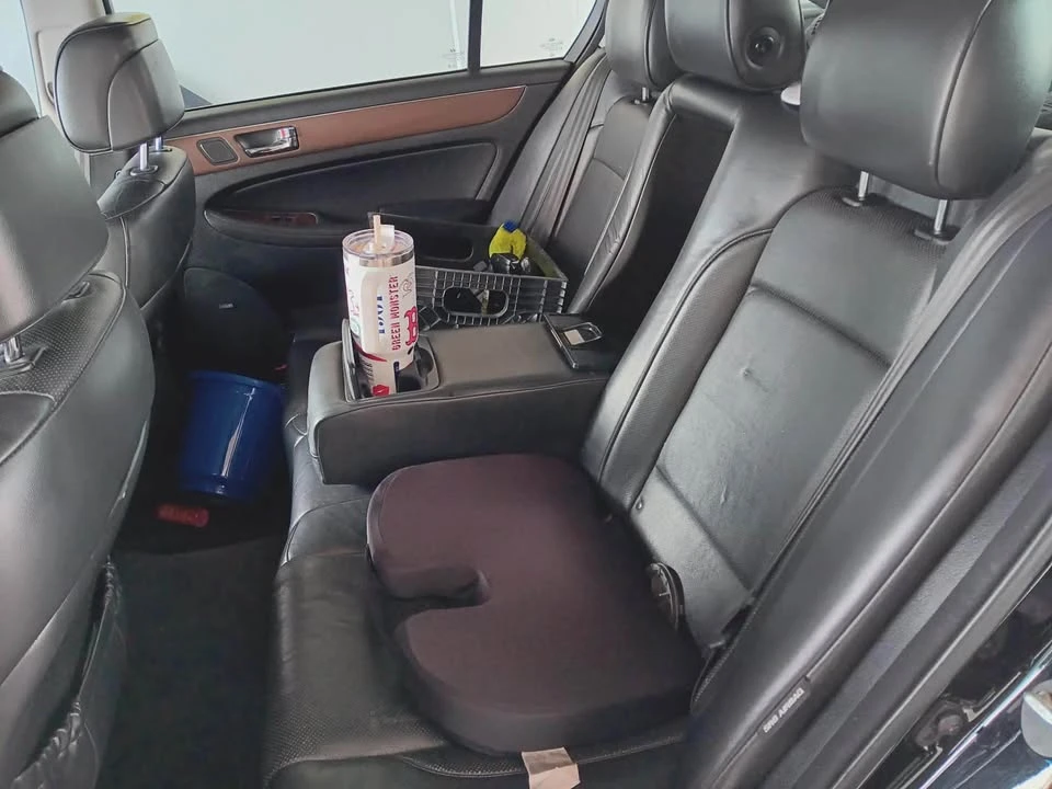 2009 Hyundai Genesis - Image 3 of 20