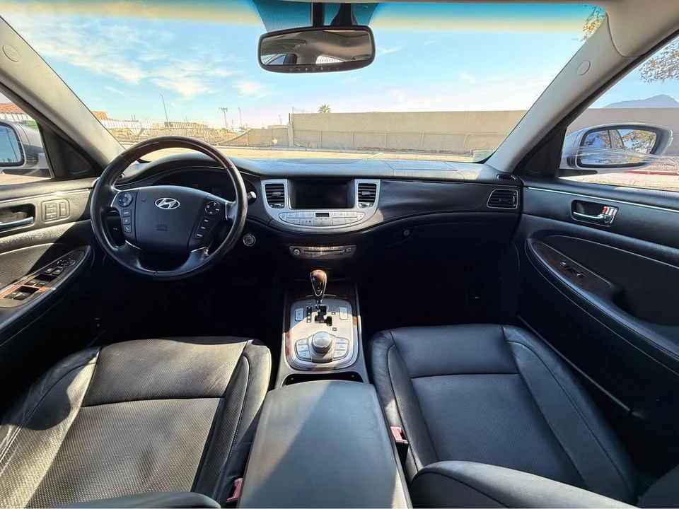 2009 Hyundai Genesis - Image 3 of 6