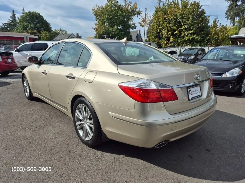 2009 Hyundai Genesis - Image 5 of 7