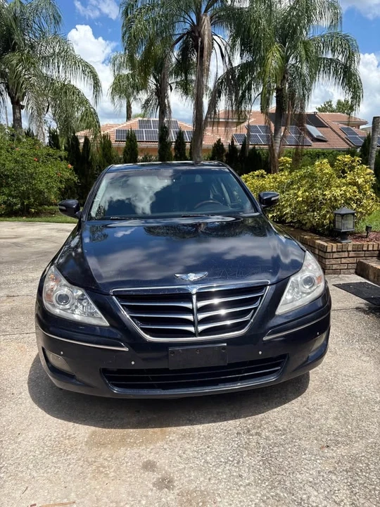 2009 Hyundai Genesis - Image 14 of 16