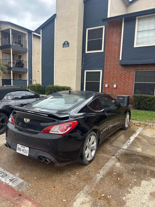 2009 Hyundai Genesis Coupe - Image 4 of 8