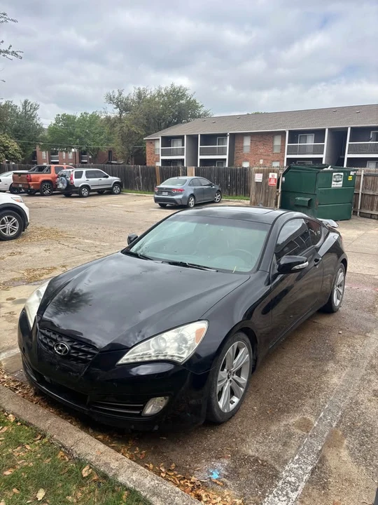 2009 Hyundai Genesis Coupe - Image 2 of 8