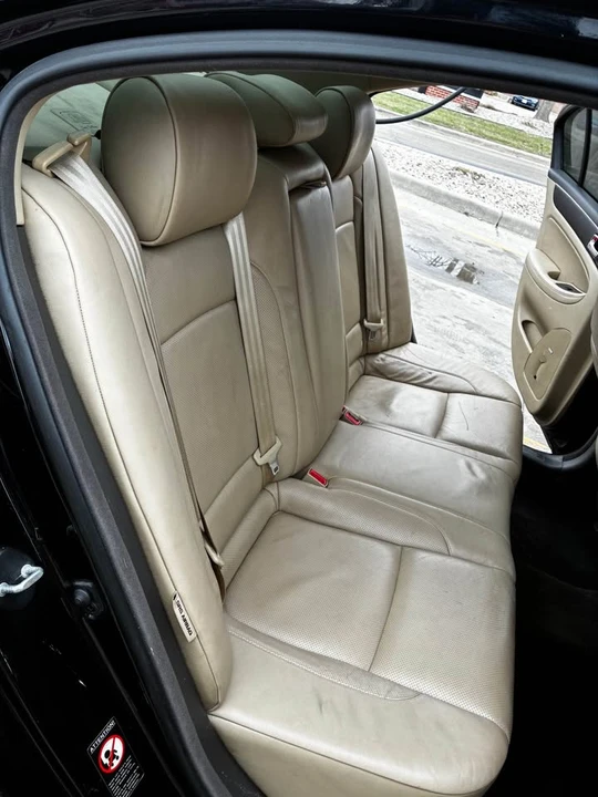2009 Hyundai Genesis - Image 14 of 16