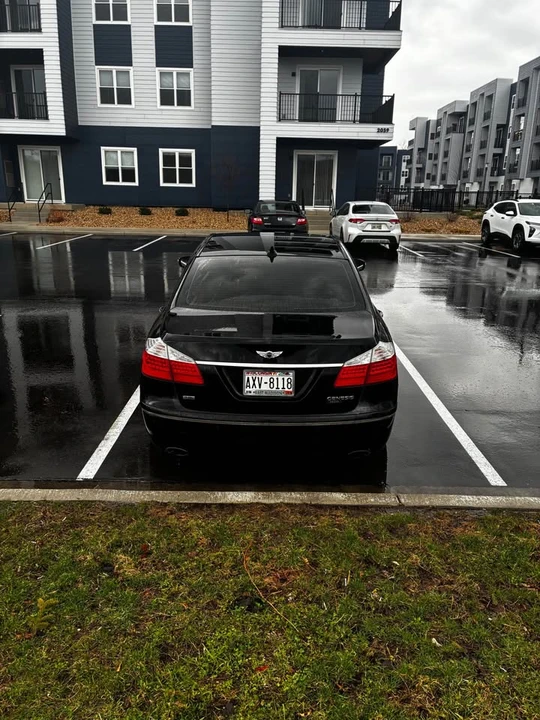 2009 Hyundai Genesis - Image 4 of 16