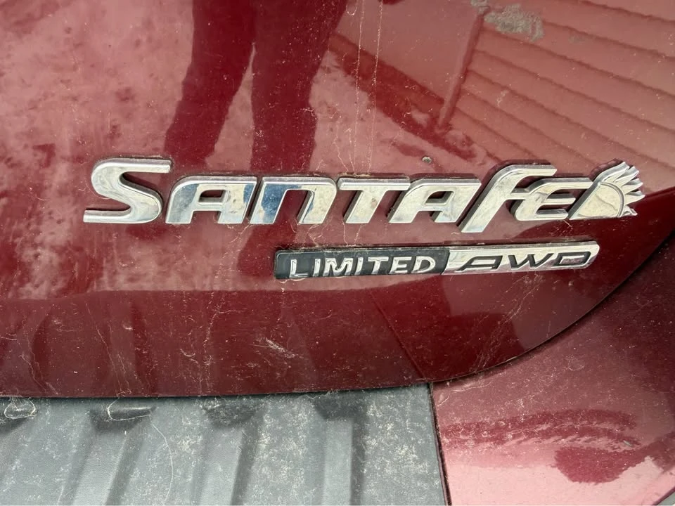 2009 Hyundai Santa Fe - Image 8 of 8