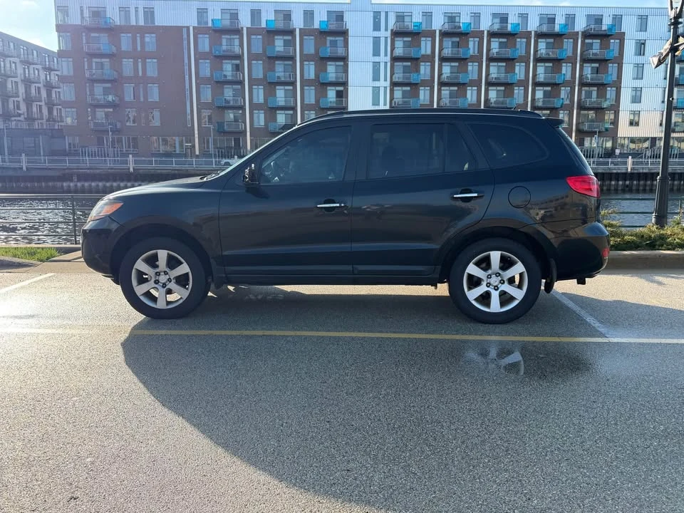2009 Hyundai Santa Fe - Image 3 of 5