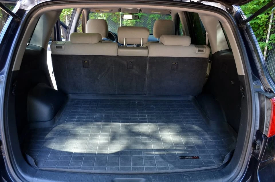 2009 Hyundai Santa Fe - Image 12 of 18