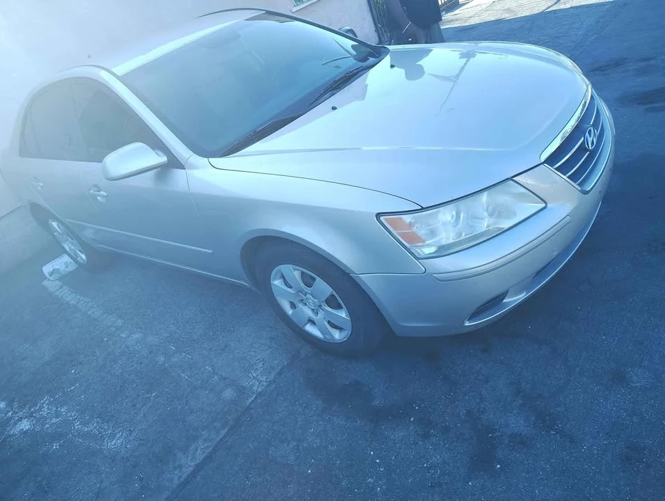 2009 Hyundai Sonata - Image 8 of 11