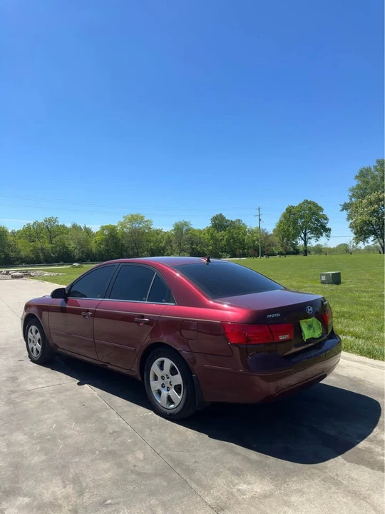 2009 Hyundai Sonata - Image 4 of 10