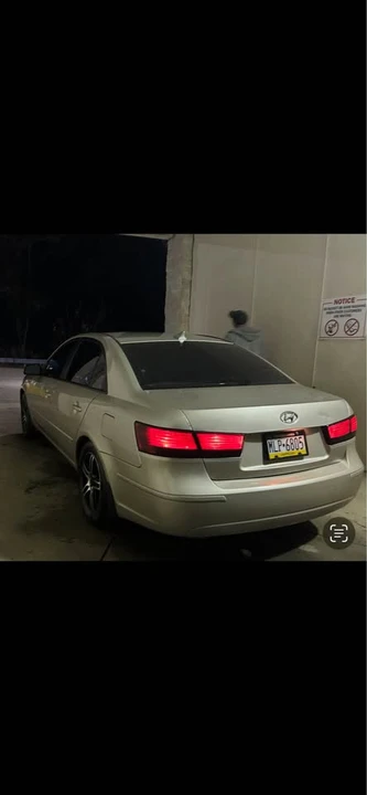 2009 Hyundai Sonata - Image 3 of 4