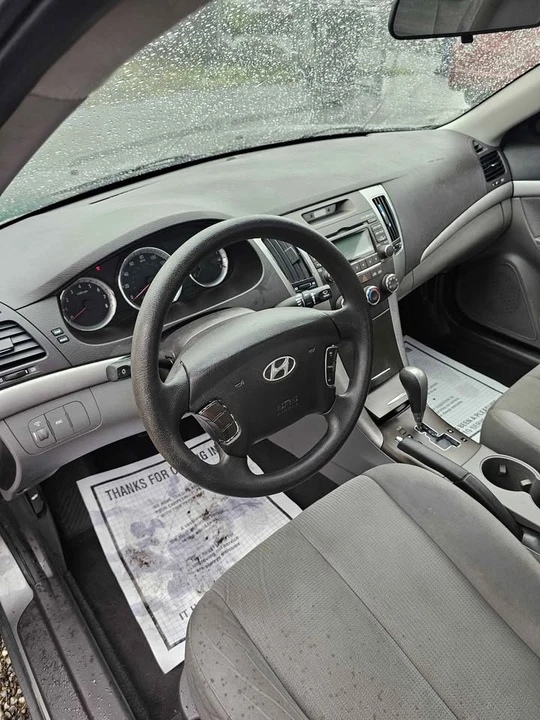 2009 Hyundai Sonata - Image 6 of 12