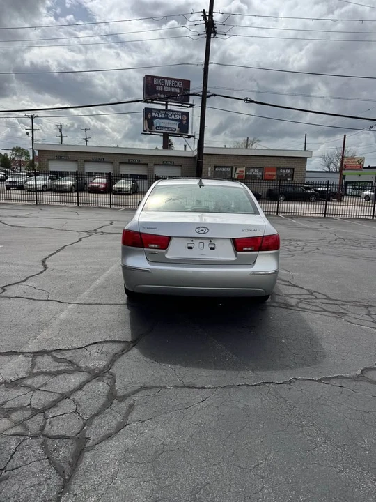 2009 Hyundai Sonata - Image 6 of 14