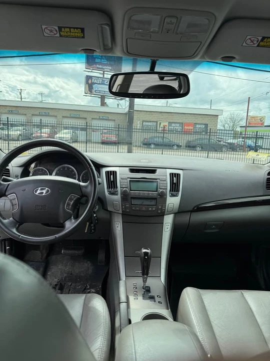 2009 Hyundai Sonata - Image 13 of 14