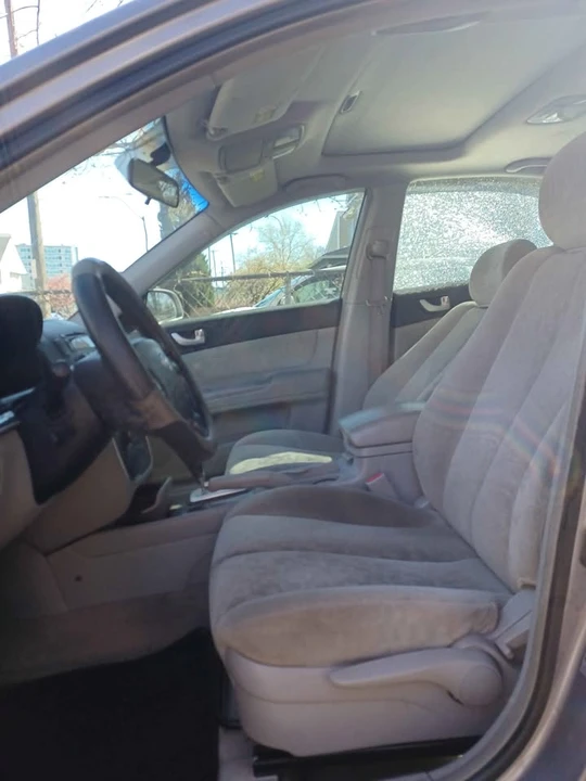 2009 Hyundai Sonata - Image 9 of 19