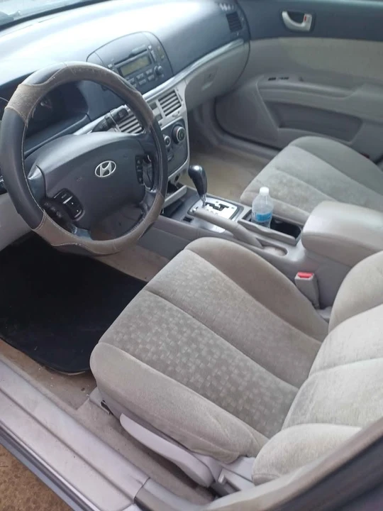 2009 Hyundai Sonata - Image 13 of 19